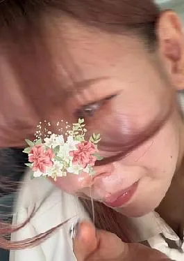 FC2PPV-4549060 Saori – Voyeur A virgin salaryman who was suddenly taken off his pants by a wife was confused by the he experienced for the first time He was naked in front of the kitchen and inserted his long-awaited wish as a thank you for the delivery, and helped to eliminate his libido by buking on the exposed chest while being stopped Amateur Sold separately