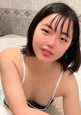 Fc2ppv FC2PPV-4583755 I can’t stop being excited by the baby-faced, black-haired, innocent 18-year-old Yui-chan in a school swimsuit and her pure, obedient eyes! Intense sex with an old man’s dick!! Innocent 18 years old with a baby face and black hair, Yui-chan’s school swimsuit and pure and obedient eyes do not stop excitement! – Old man’s dick squirrel rich sex!